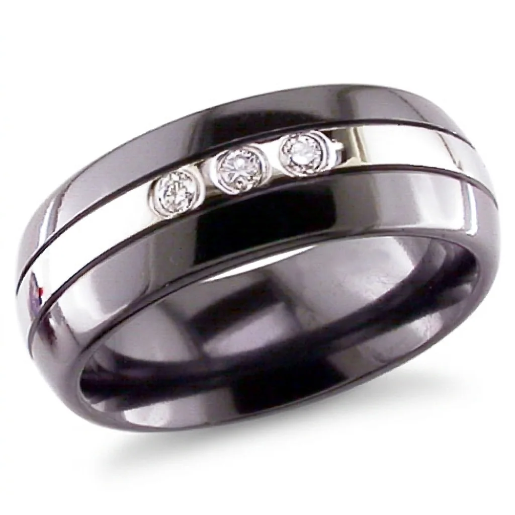 Three diamonds, black, Three diamonds along a bright line through black.